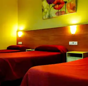 Hostal Drassanes - 6