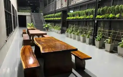 Premier Hostel - 14