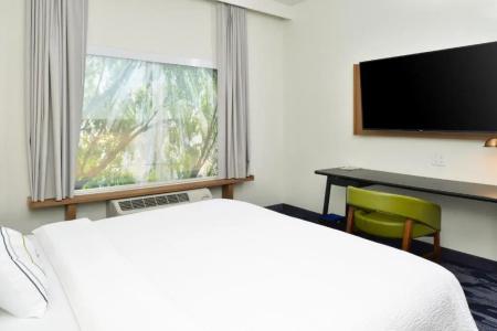 Fairfield Inn & Suites Charlotte University Research Park - 14