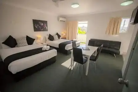 Herston Place Motel - 13