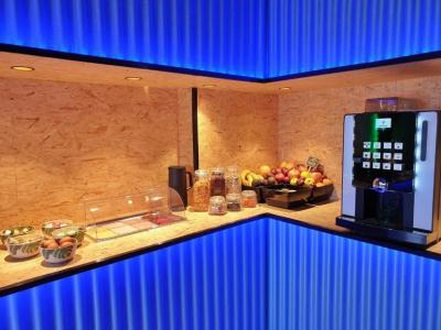 MB Hostels Premium Eco - Adults Recommended - 18