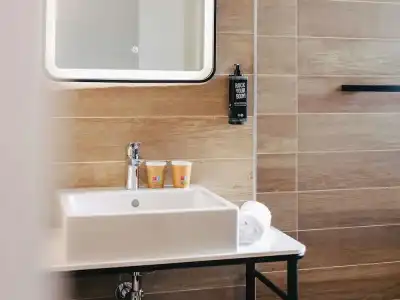 Ibis Rouen Centre Rive Droite Pasteur - 53