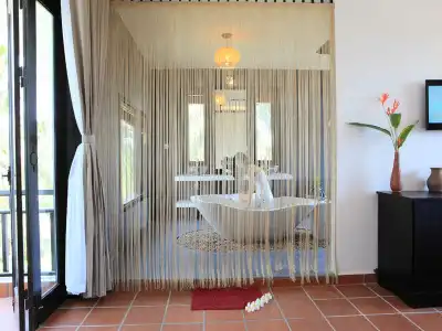 East West Villa - 30