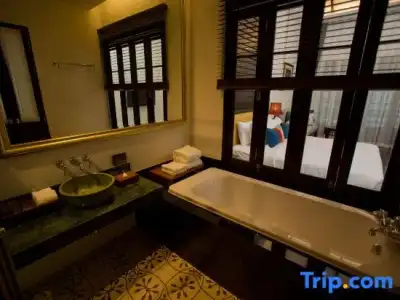 Thai Akara - Lanna Boutique - 139