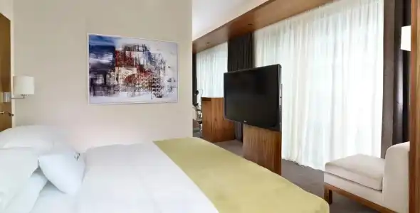 DoubleTree by Hilton Zagreb - 39