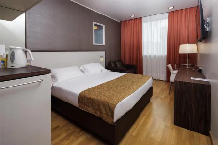 Best Western Falck Village - 34
