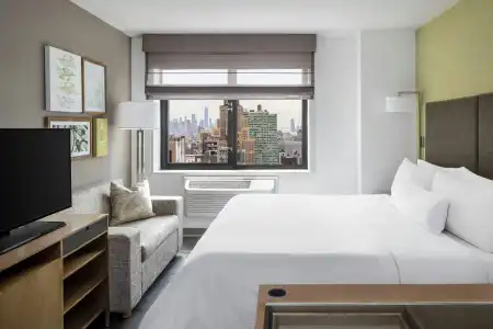 Element New York Times Square West - 2