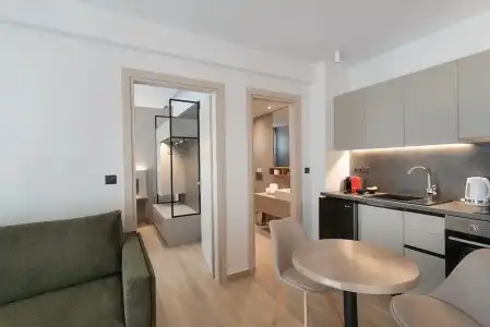 The Residences - 71