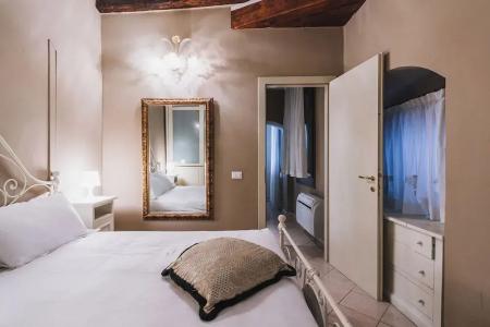 Palazzo Lion Morosini - Check in Presso Locanda Ai Santi Apostoli - 83