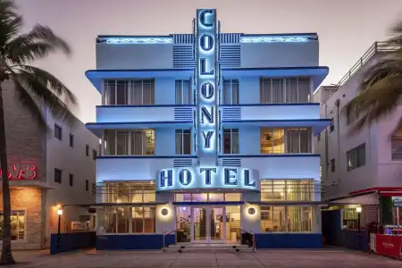 The Colony - 27