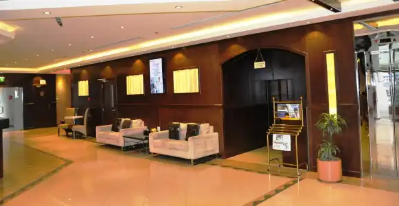 Fortune Plaza, Dubai Airport - 1