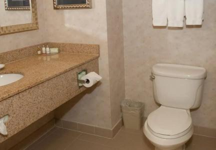 Marco LaGuardia & Suites - 8