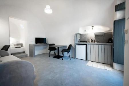 Lotza Studios - 26