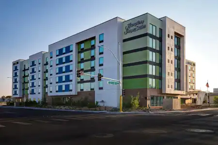 Home2 Suites by Hilton Las Vegas Convention Center - 0