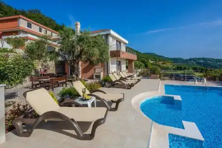 Villa Svinjista - 38