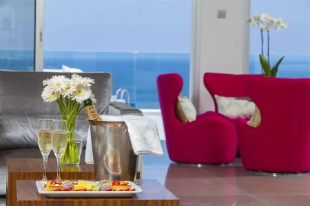 King Evelthon Beach & Resort - 12