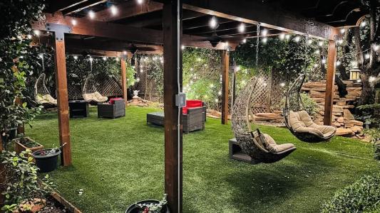 Lantern Light Inn - Romantic Getaway - 50