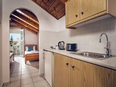 Alamis & Apartments - 22