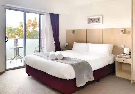 Airport Ascot Motel - 47