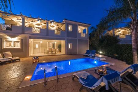 Mamfredas Luxury Resort - 35