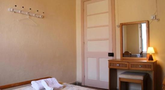 TRIANON Hostel - Central Paphos Old Town - 16