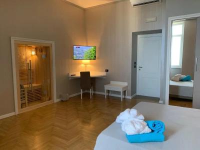 Spa & Wellness by Des Anglais " Ingresso SPA gratuito" - 11