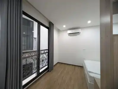 Era Apartment Lac Long Quan - 6