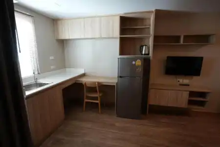 Baan Tanwa - MRT Ratchadapisek - 44