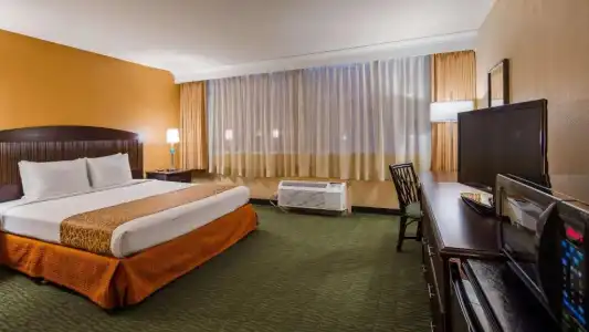 Airport Honolulu, Trademark Collection by Wyndham - 43