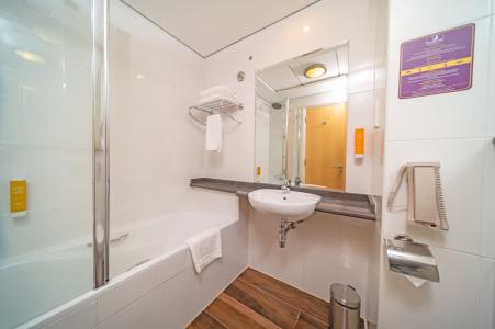 Premier Inn Dubai Investments Park - 22