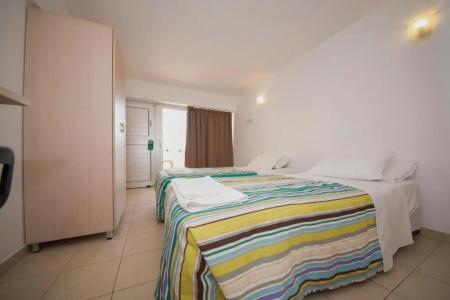 A. Maos Apartments - 106