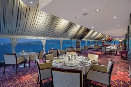 Hilton Izmir - 28