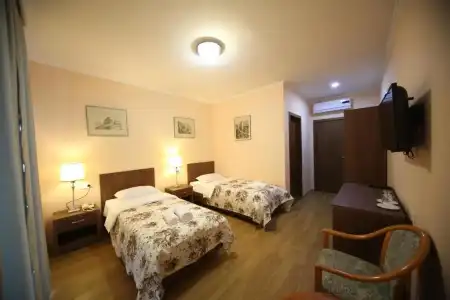 Martvili Palace - 32