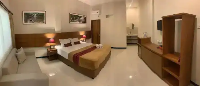Kuta Suci Guest House - 71