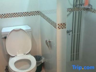 V Place Residence - 41