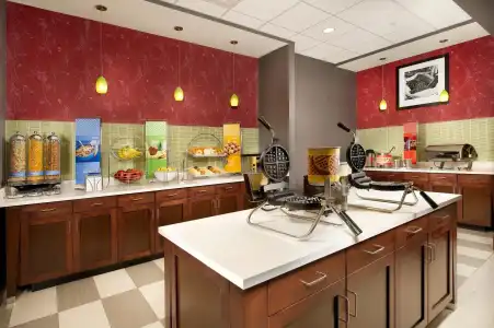 Hampton Inn & Suites Chattanooga/Hamilton Place - 15