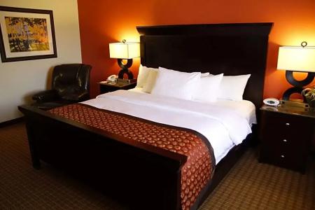 Ramada by Wyndham Viscount Suites Tucson East - 47