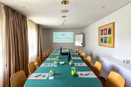 Parador De Nerja - 17