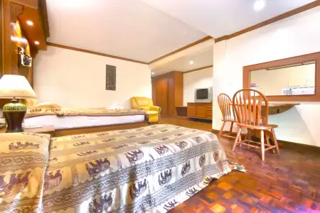 Royal Ivory Sukhumvit Nana - 73