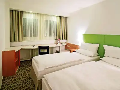 ibis Dresden Zentrum - 1