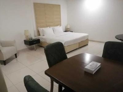 Parkside Plaza - Muscat - 18