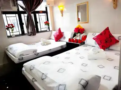 Day and Night Hostel - 4
