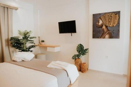 Elia Boutique - 7