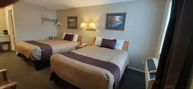 Mary's Motel - 41