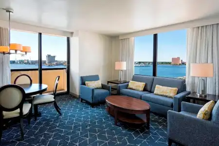 Sheraton Norfolk Waterside - 108