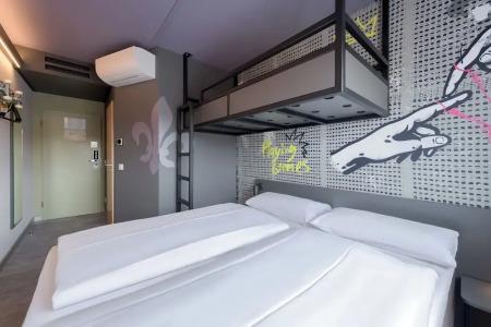 Felix Darmstadt - 41