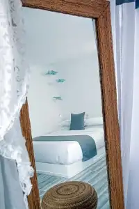 Mill Houses New Elegant Suites by Mr and Mrs White - 125
