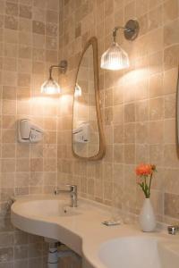 Le Central Boutique Hôtel - 7