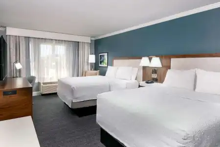 Hampton Inn Savannah-Historic District - 43