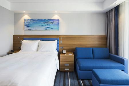 Hampton by Hilton Kurtkoy - 1